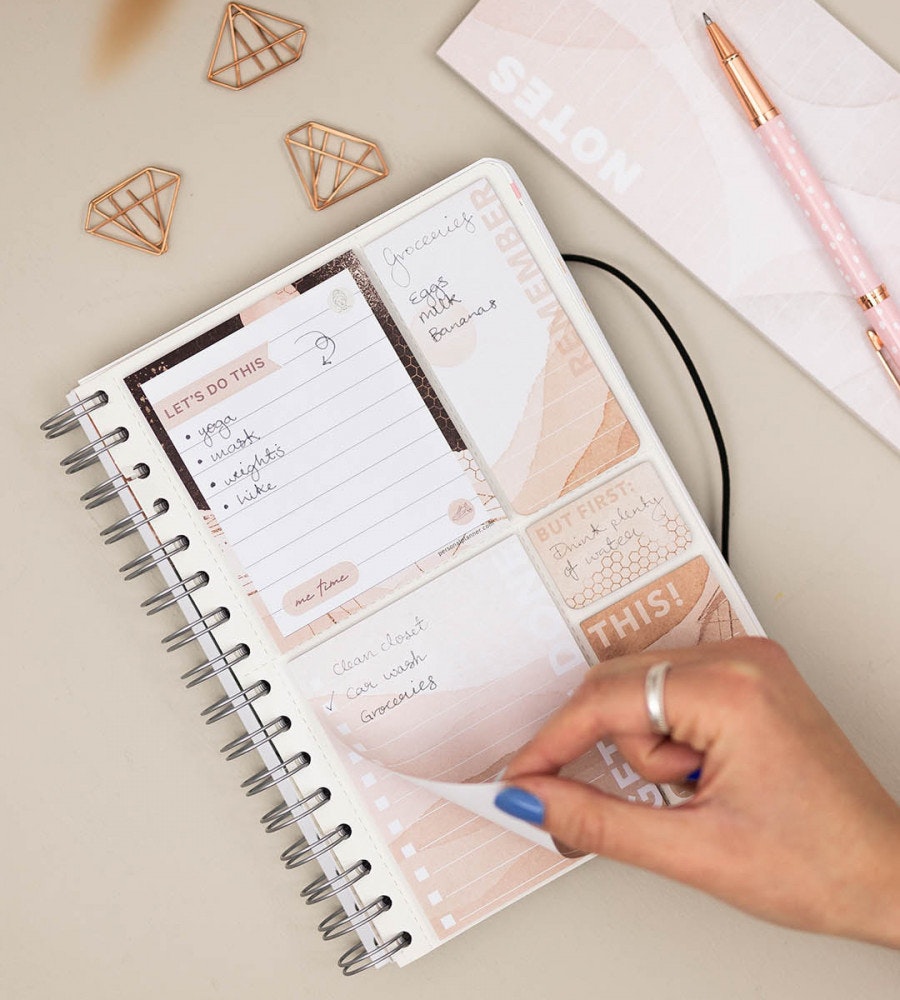 sticky-notes sticky notes stuck on you till almanacka - storlek a5, a4 - beige (spiral) beige