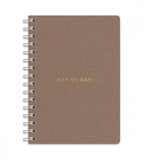 a5 almanacka - spiralbindning - storlek a5 - hardcover - brun canvas (almanacka)