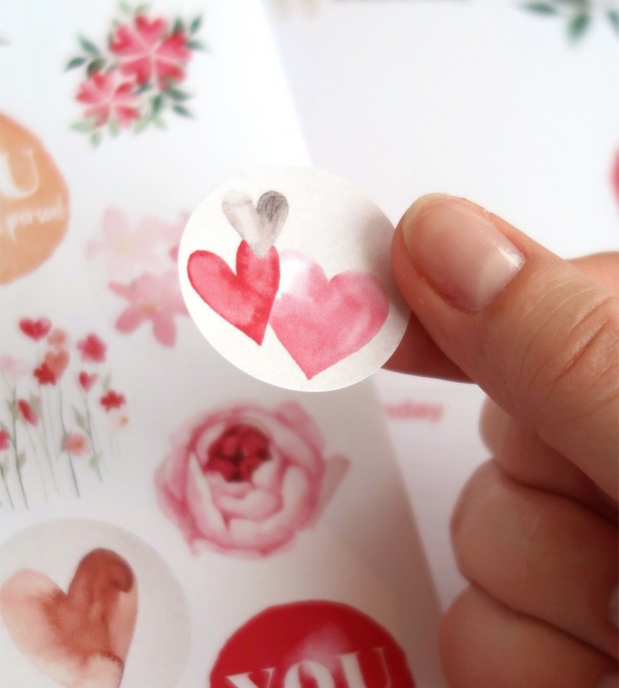 Klistermärken - Love is all we need (Rounds) - Personal Planner